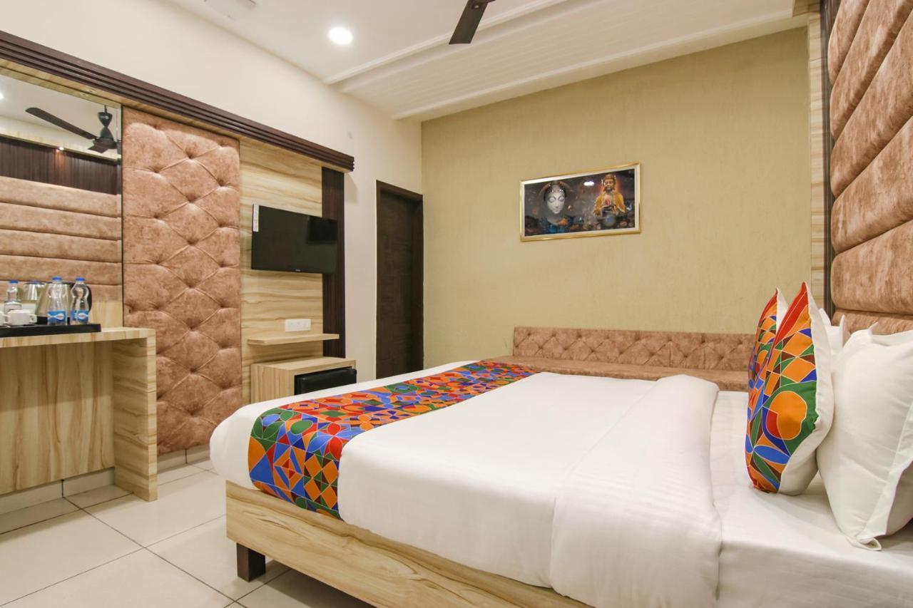 Fabhotel Spring Amritszár Kültér fotó